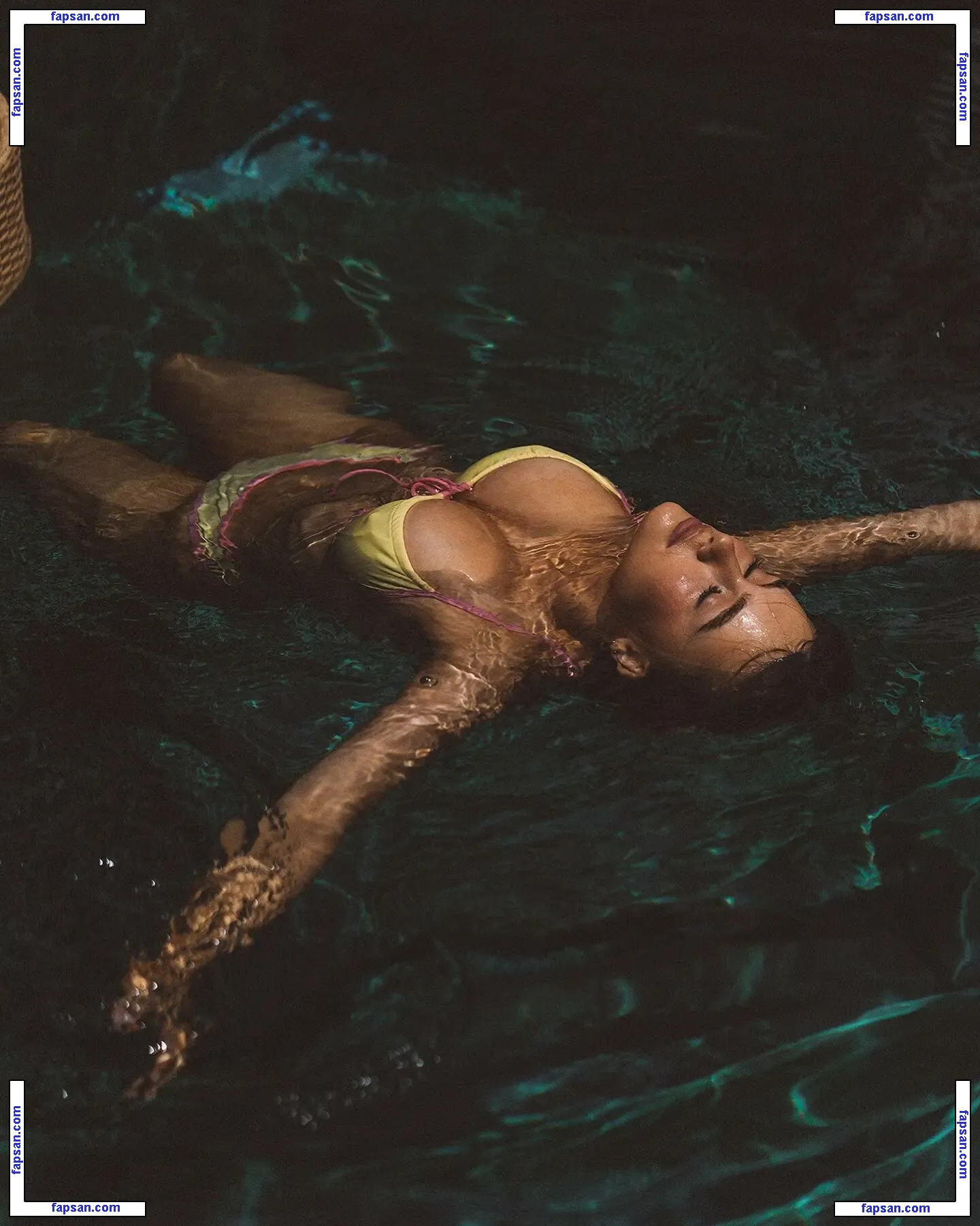 Ella Cervetto голая фото #0884 с Онлифанс