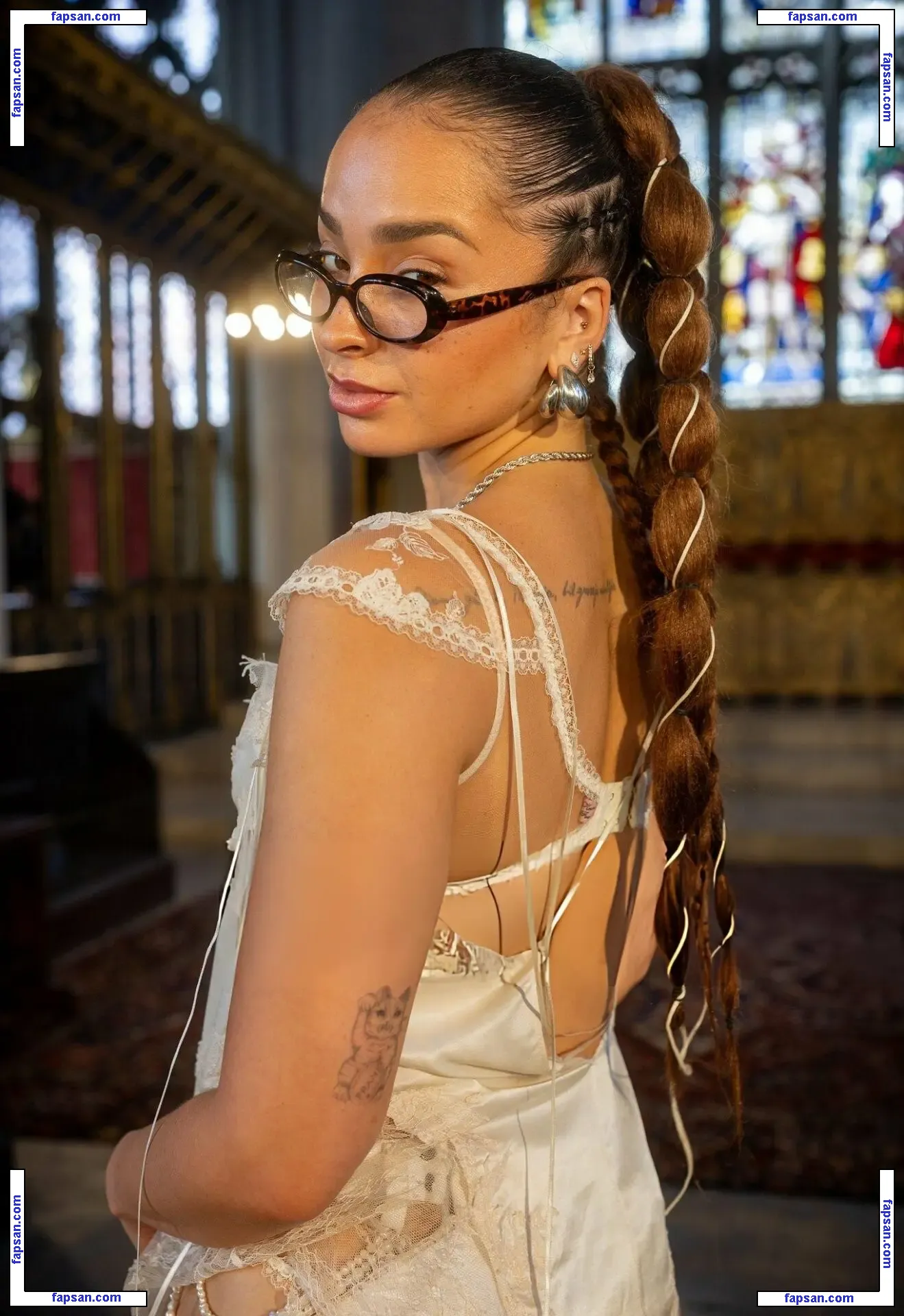 Ella Eyre nude photo #0247 from OnlyFans