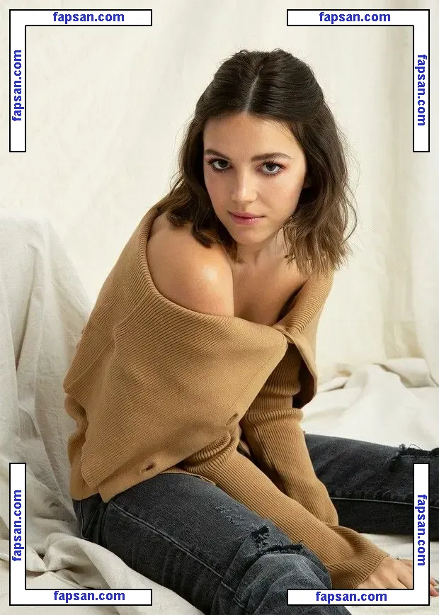 Ella Hunt голая фото #0131 с Онлифанс