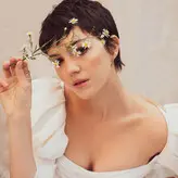 Ella Hunt голая #0121