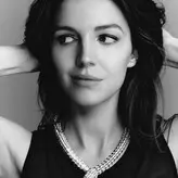 Ella Hunt голая #0135