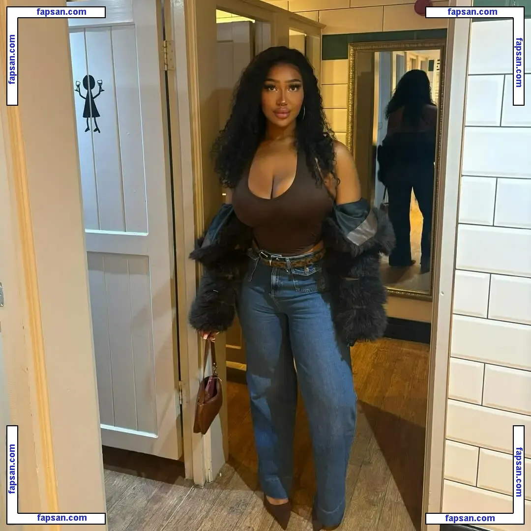 Ella Mac nude photo #0001 from OnlyFans