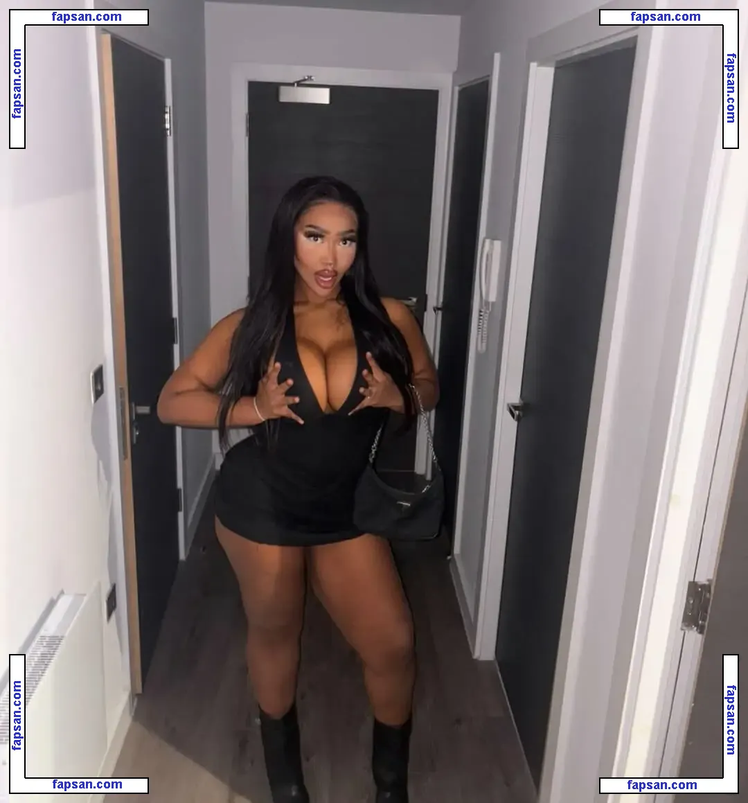 Ella Mac nude photo #0011 from OnlyFans