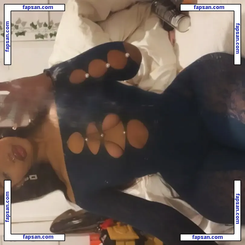 Ella Mac nude photo #0020 from OnlyFans