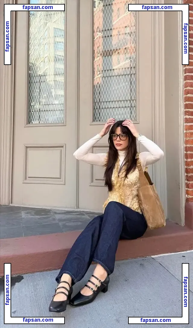 Ella Mendelsohn nude photo #0517 from OnlyFans