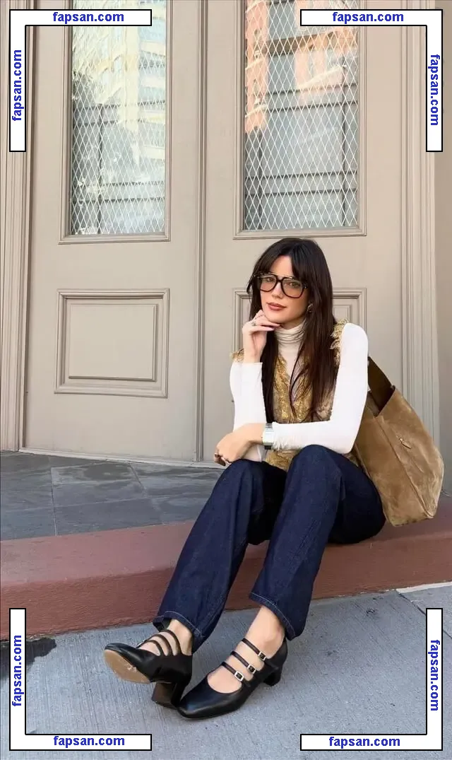 Ella Mendelsohn nude photo #0519 from OnlyFans