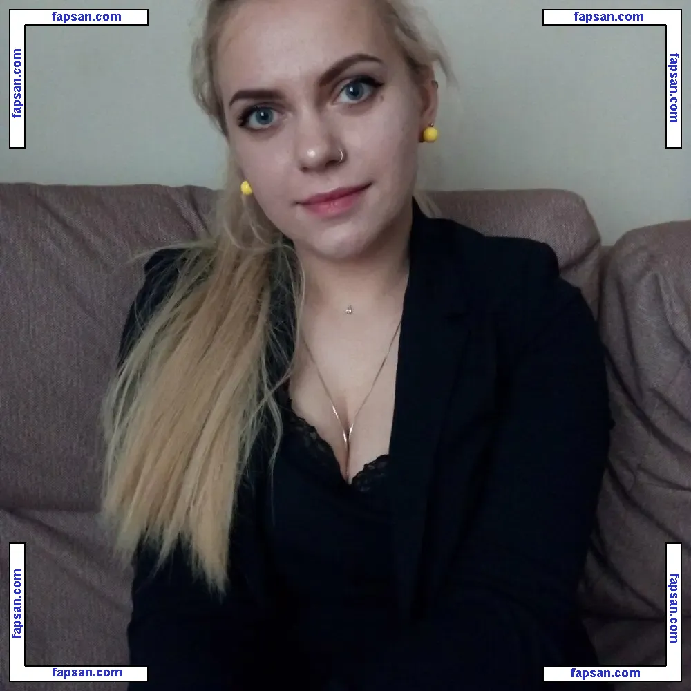 ellababy nude photo #0004 from OnlyFans