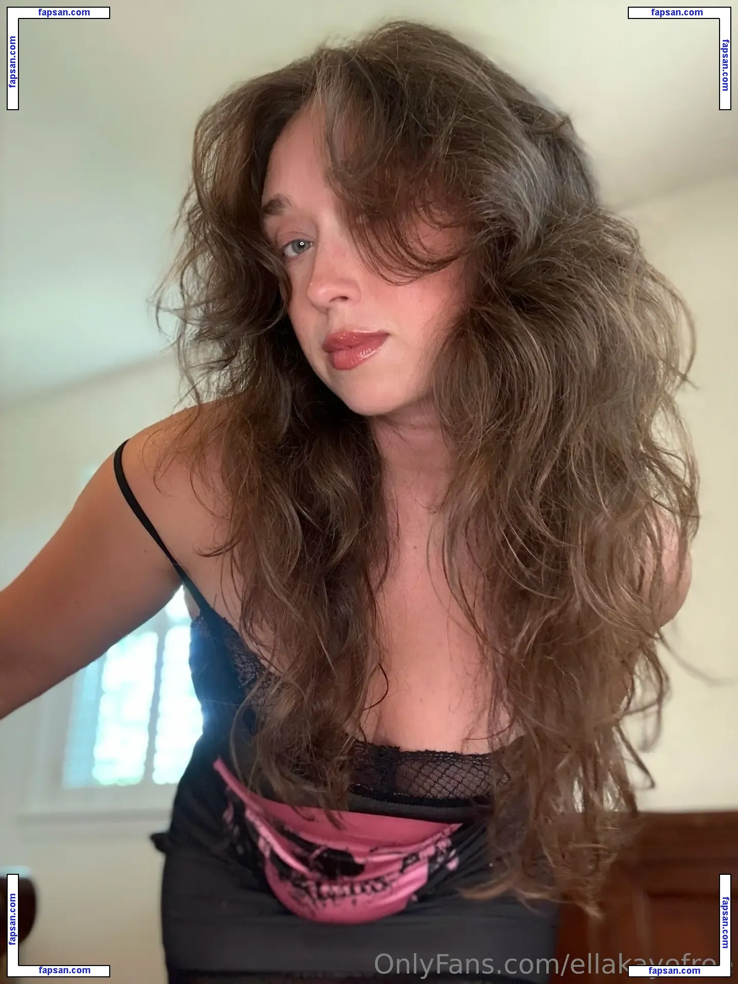 ellakayefree nude photo #0007 from OnlyFans