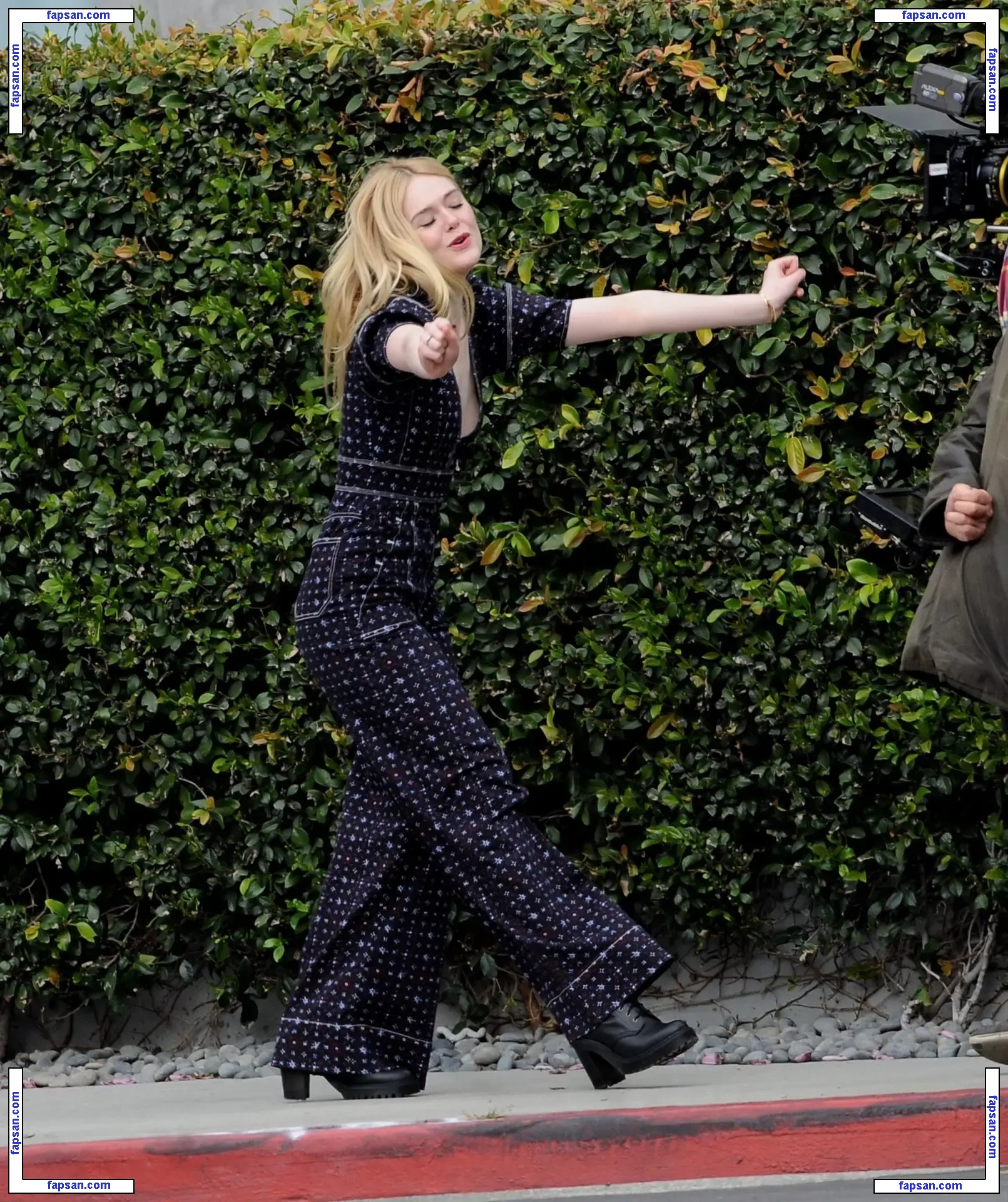 Elle Fanning голая фото #0307 с Онлифанс