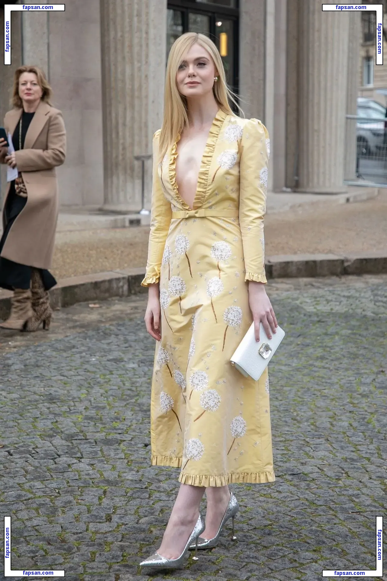 Elle Fanning голая фото #0363 с Онлифанс
