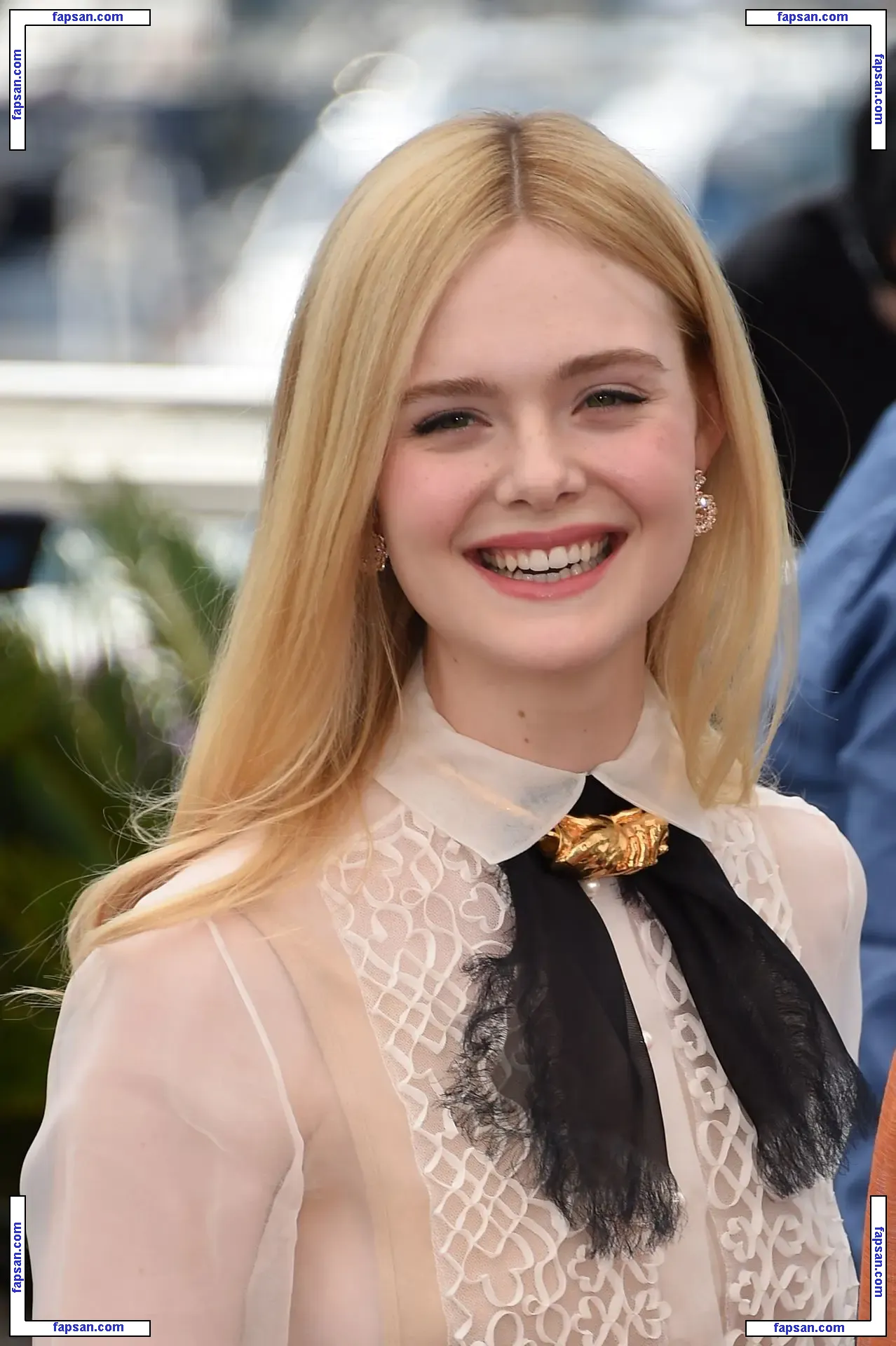 Elle Fanning голая фото #0432 с Онлифанс