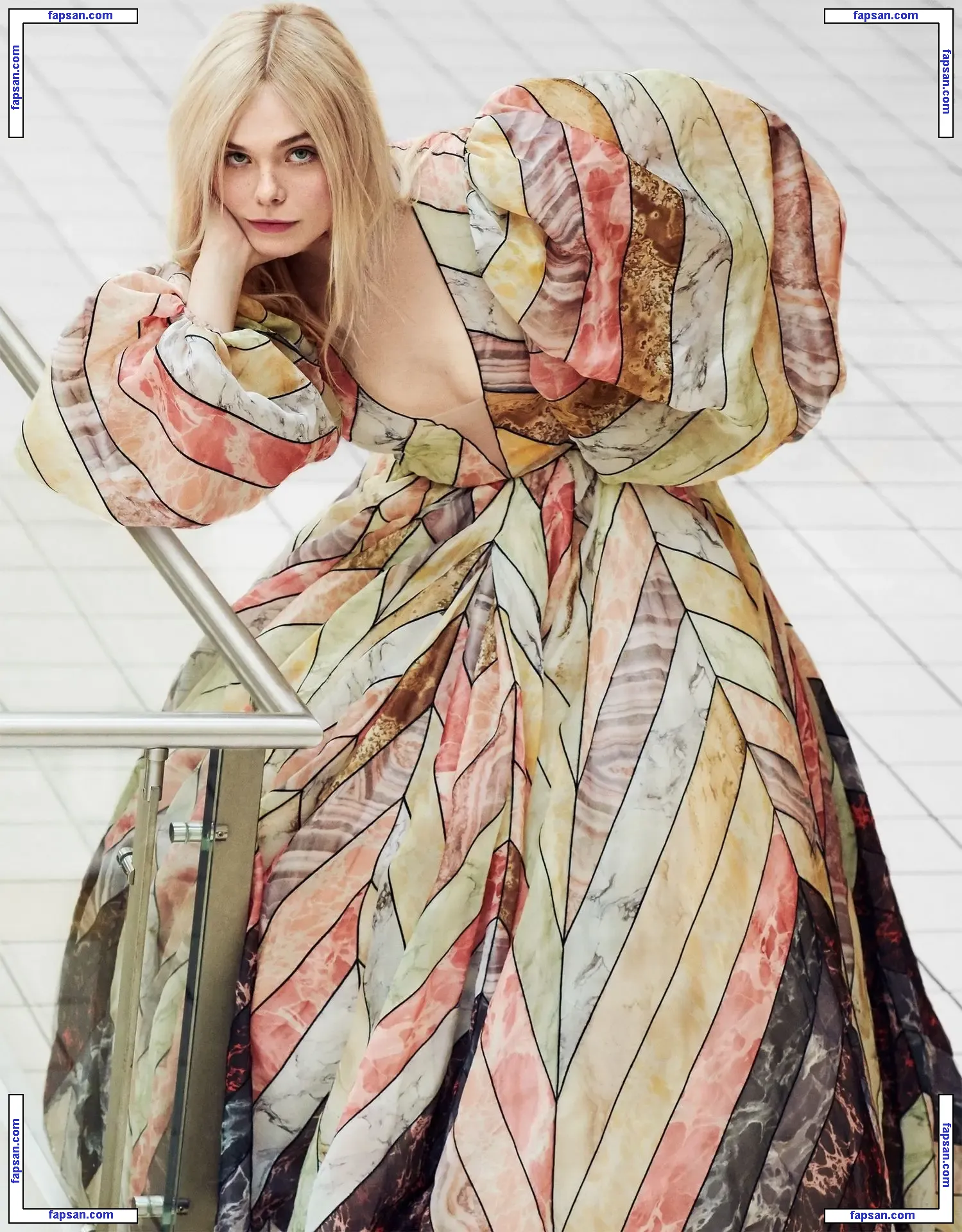 Elle Fanning голая фото #0508 с Онлифанс