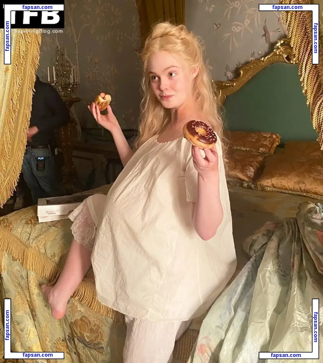 Elle Fanning голая фото #0782 с Онлифанс