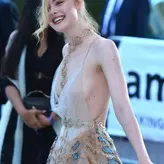 Elle Fanning голая #0161