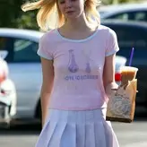Elle Fanning голая #0185
