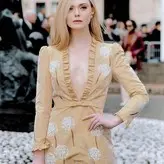 Elle Fanning голая #0387