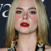 Elle Fanning голая #0669