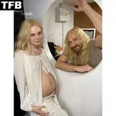Elle Fanning голая #0786
