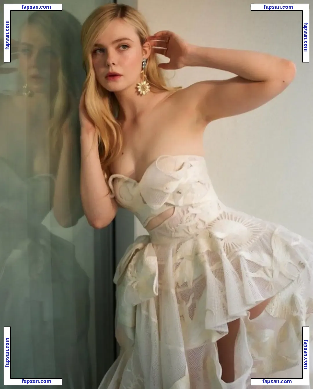 Elle Fanning голая фото #1140 с Онлифанс