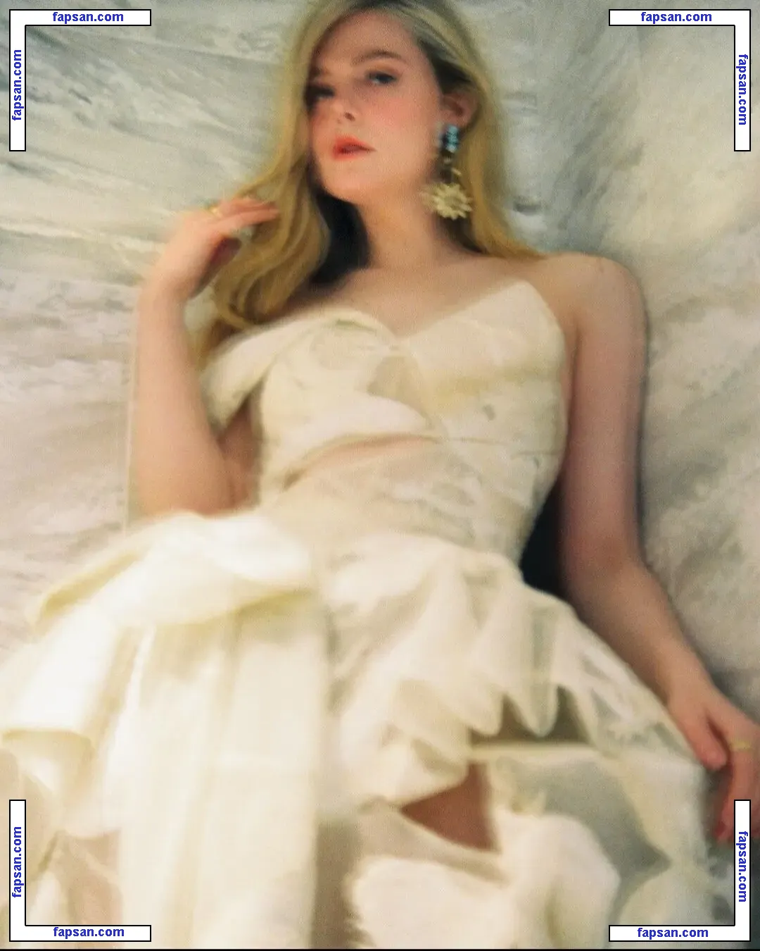 Elle Fanning голая фото #1143 с Онлифанс