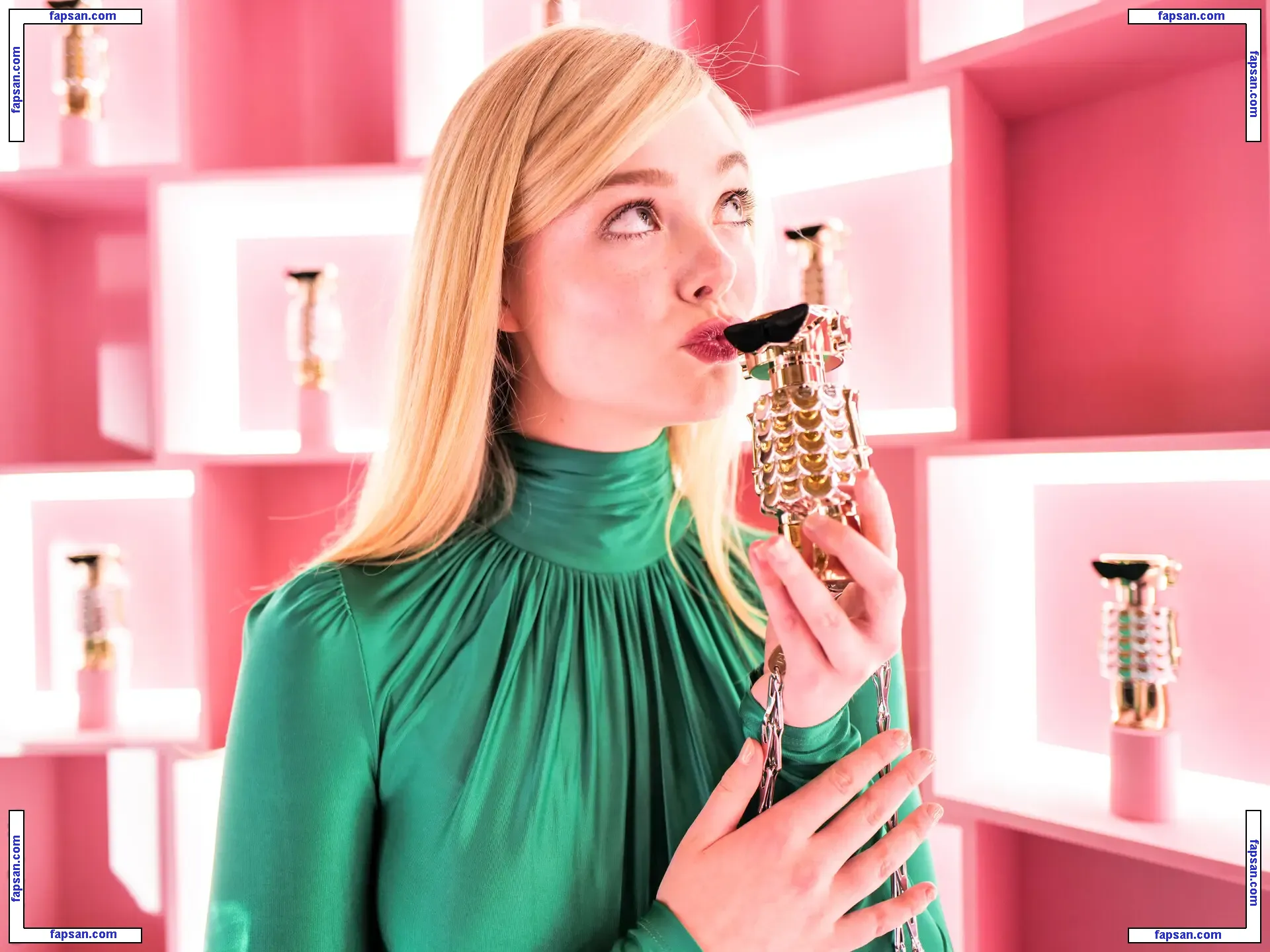 Elle Fanning голая фото #1191 с Онлифанс