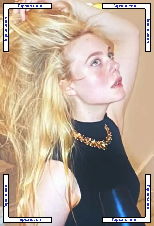 Elle Fanning голая фото #1536 с Онлифанс
