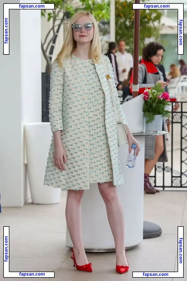 Elle Fanning голая фото #1890 с Онлифанс