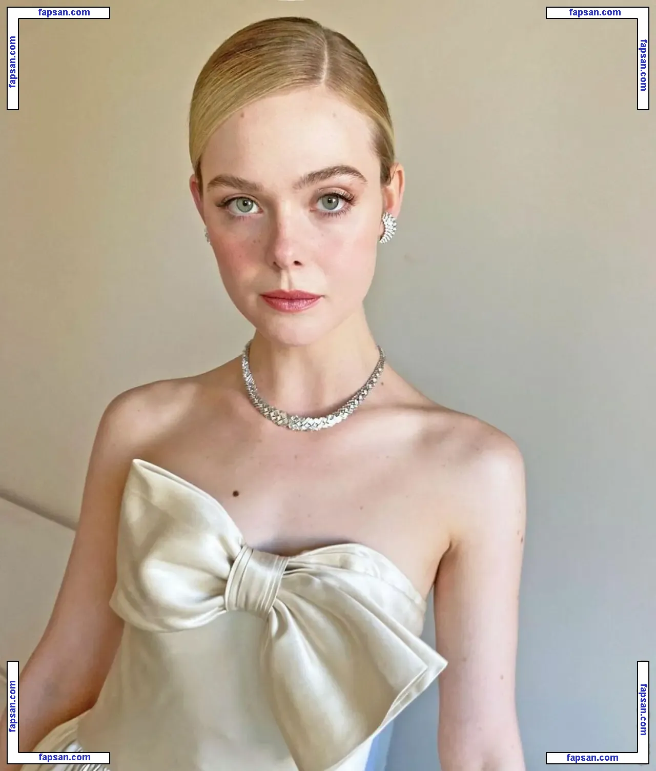 Elle Fanning голая фото #1944 с Онлифанс