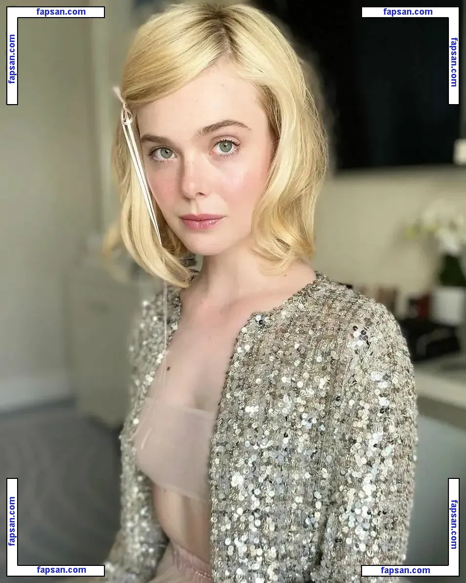 Elle Fanning голая фото #1959 с Онлифанс