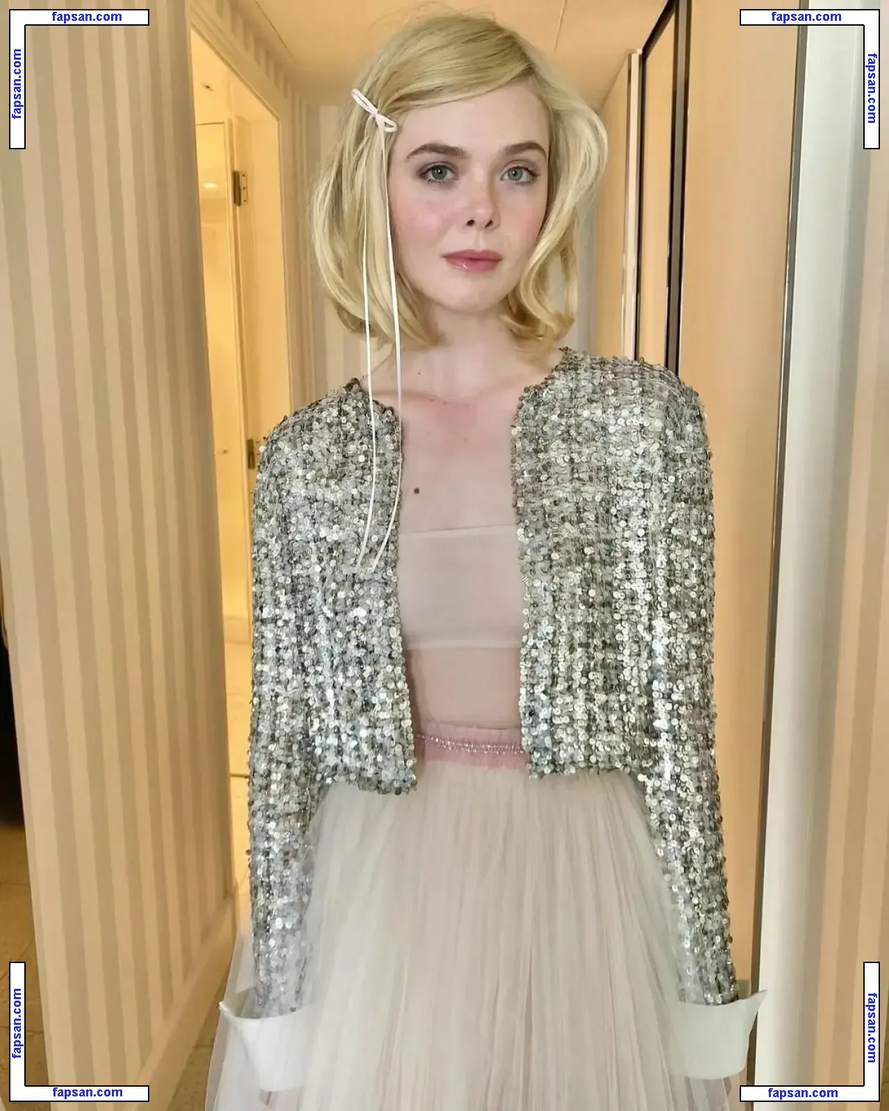 Elle Fanning голая фото #1963 с Онлифанс