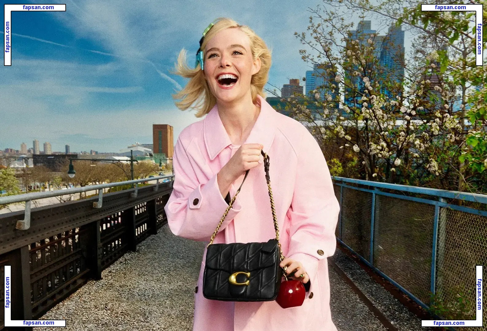 Elle Fanning голая фото #1999 с Онлифанс