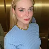 Elle Fanning голая #1104
