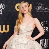 Elle Fanning голая #1129