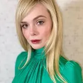 Elle Fanning голая #1150