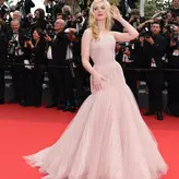 Elle Fanning голая #1237