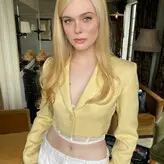 Elle Fanning голая #1348