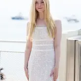 Elle Fanning голая #1394