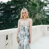 Elle Fanning голая #1412