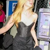 Elle Fanning голая #1450