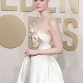 Elle Fanning голая #1843