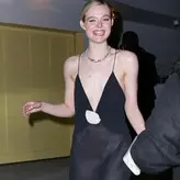 Elle Fanning голая #1894