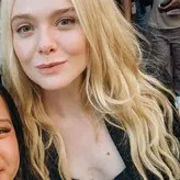 Elle Fanning голая #2055
