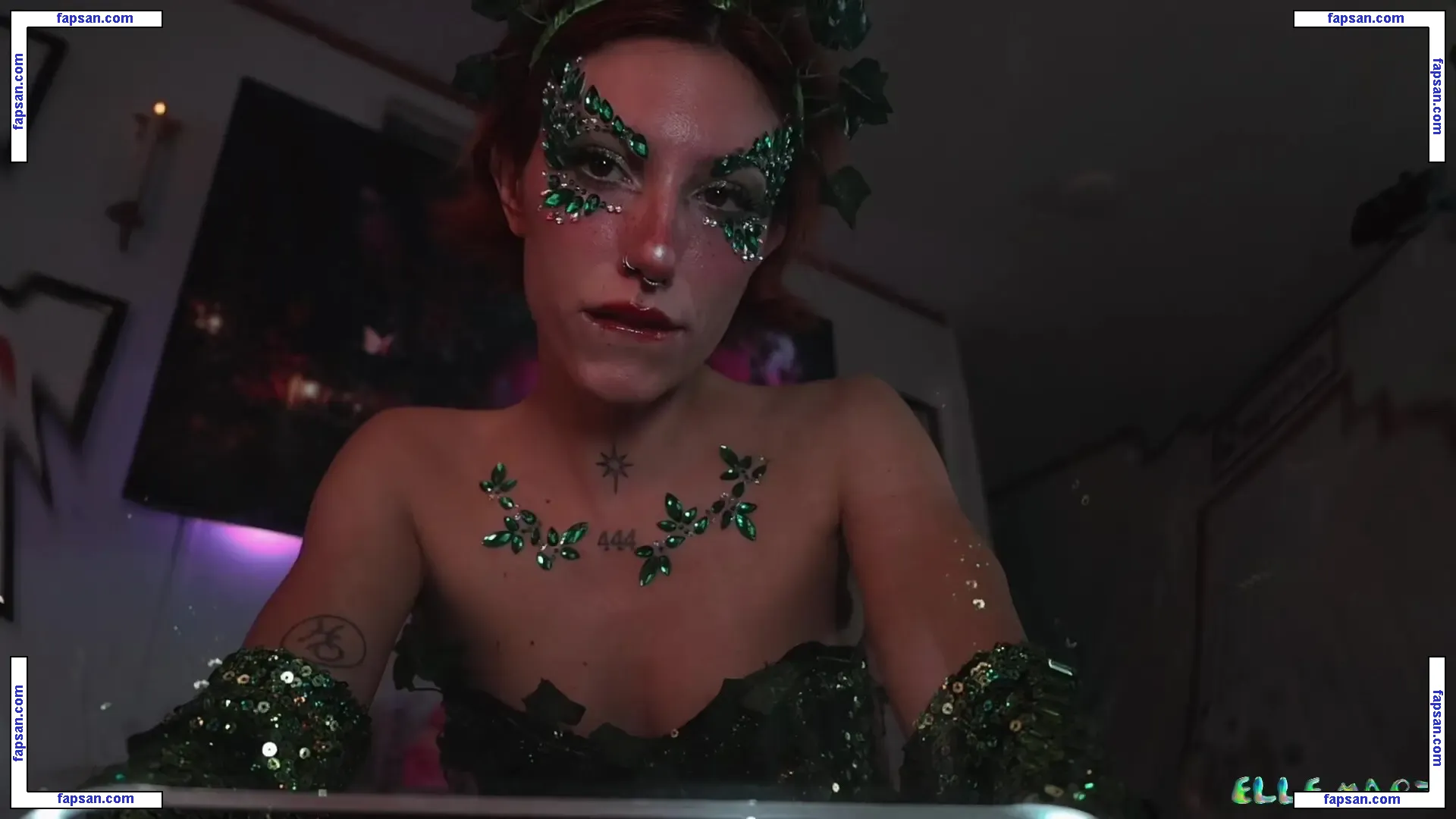 Ellecakes nude photo #0009 from OnlyFans