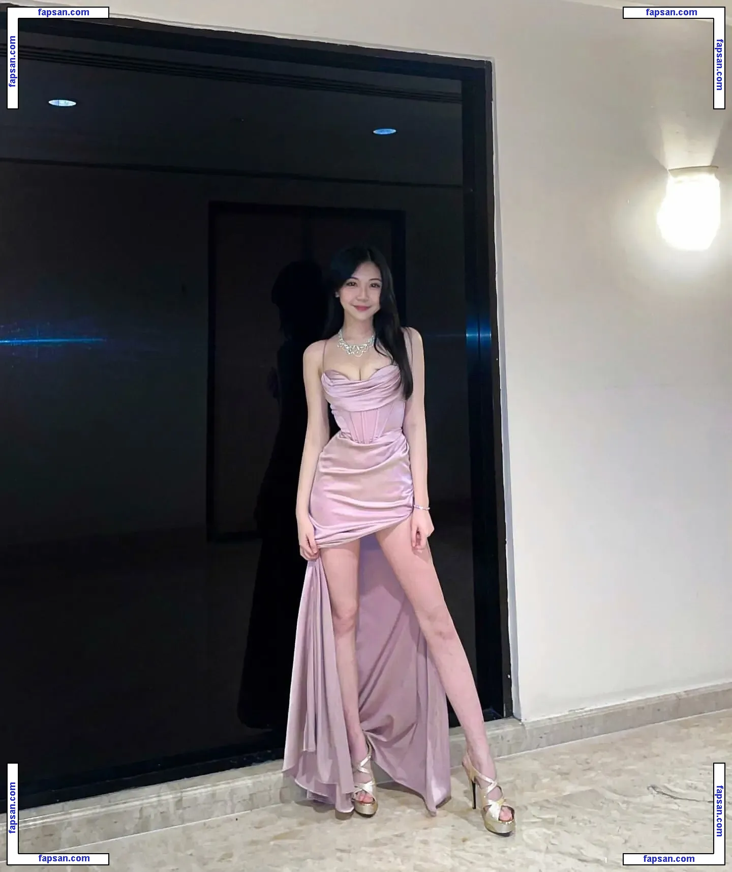 Ellen Tan nude photo #0014 from OnlyFans