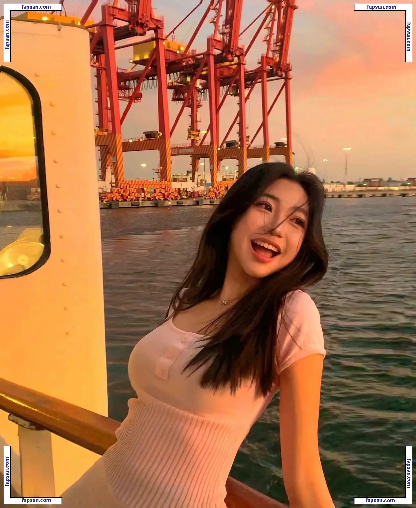 Ellen Tan nude photo #0023 from OnlyFans