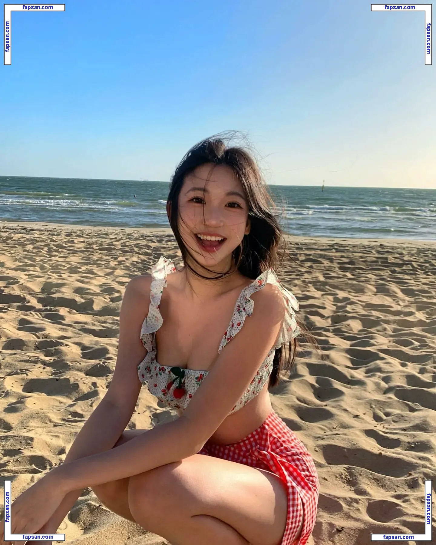 Ellen Tan nude photo #0025 from OnlyFans