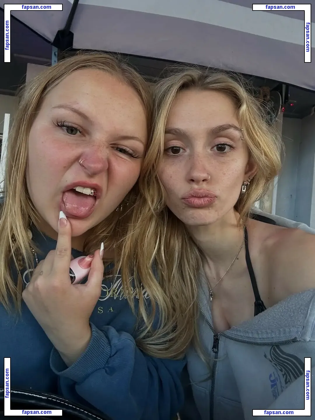 Ellesasmrr nude photo #0024 from OnlyFans