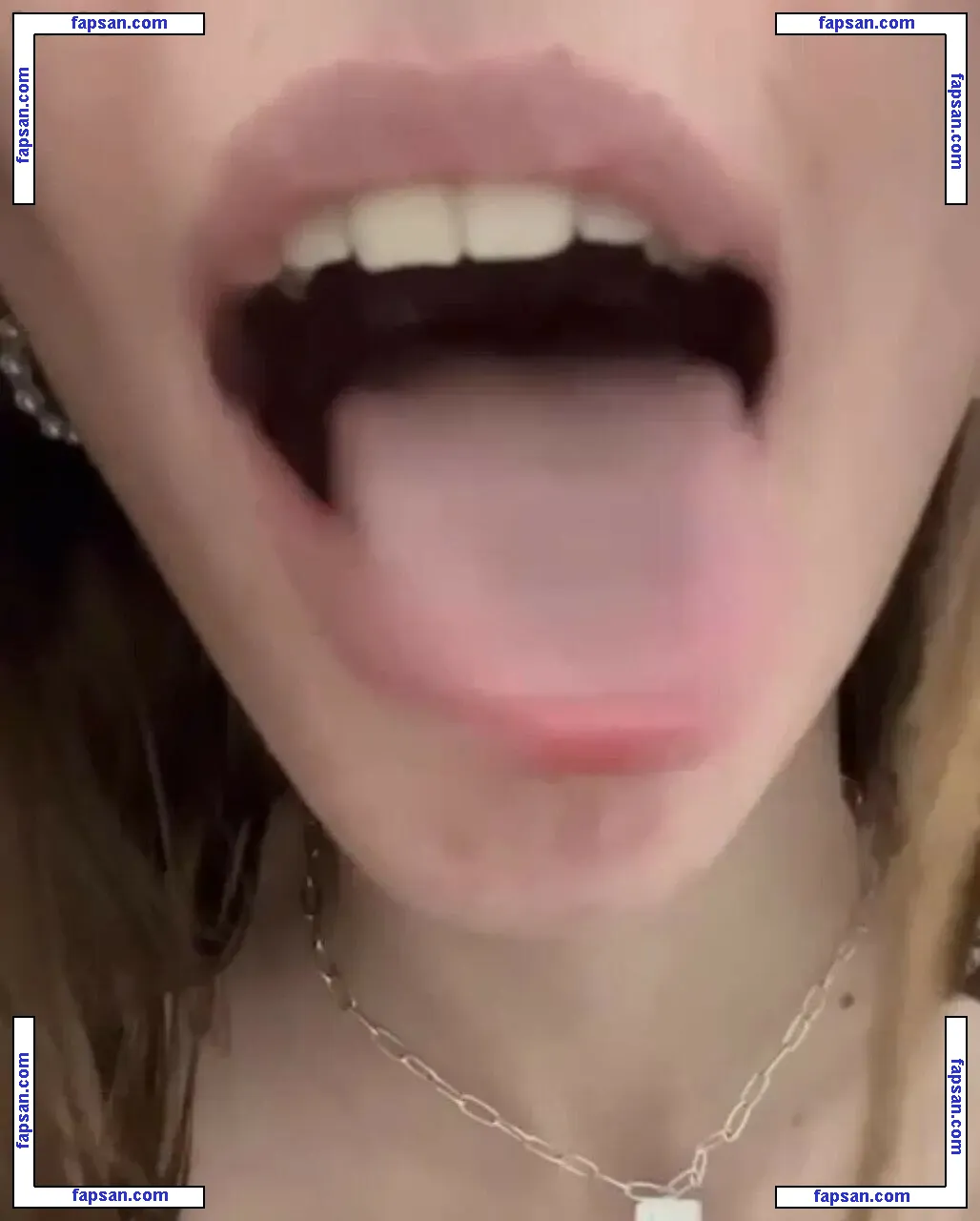 Ellesasmrr голая фото #0029 с Онлифанс