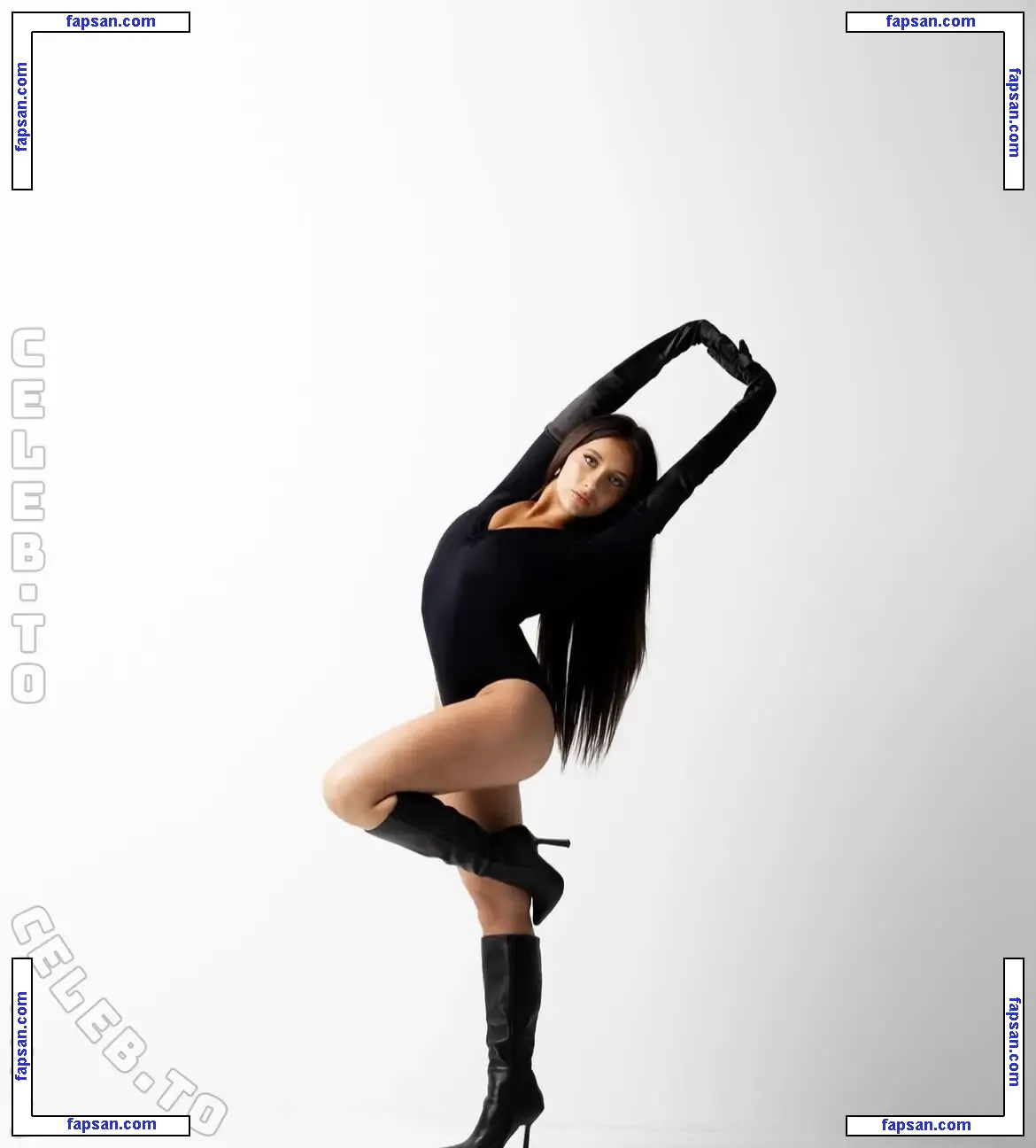 Elliana Walmsley голая фото #0028 с Онлифанс