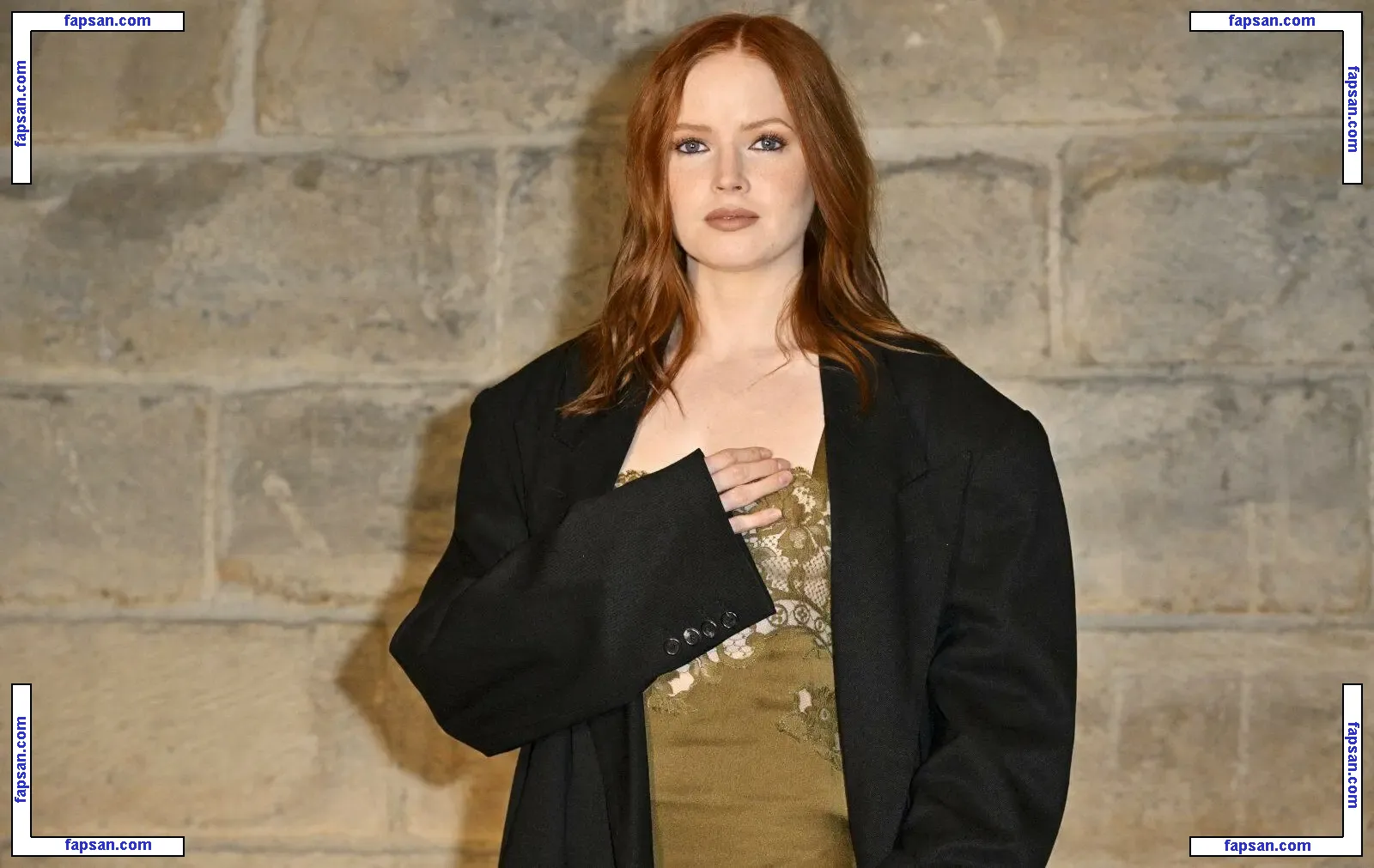 Ellie Bamber nude photo #0558 from OnlyFans